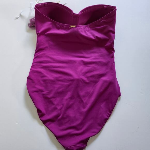 Anne Cole Live in Color Twist Front Shirred One Piece Swimsuit Fushia Size 6 - Picture 4 of 9